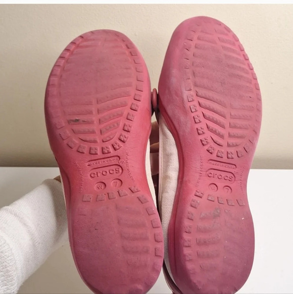 CROCS Celeste Cross Strap Mary Jane Slip On Red Pink Shoes Women'sSize 7 - Picture 5 of 8